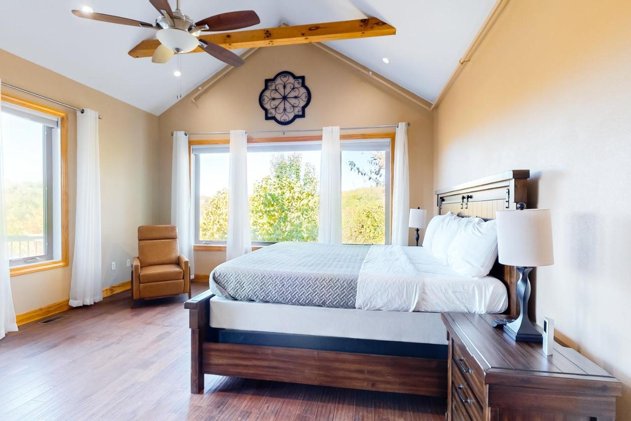 Treetop View Sanctuary Branson Exterior foto