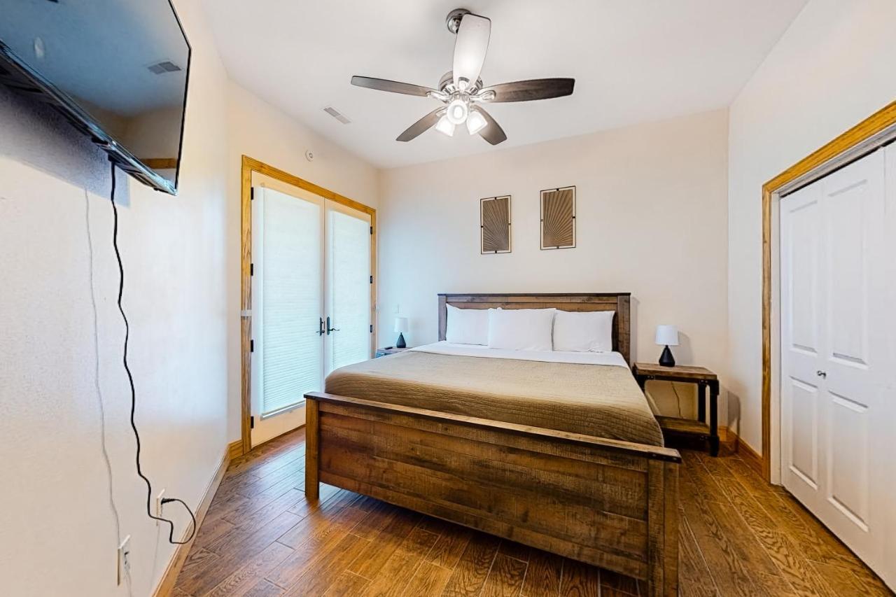 Treetop View Sanctuary Branson Exterior foto